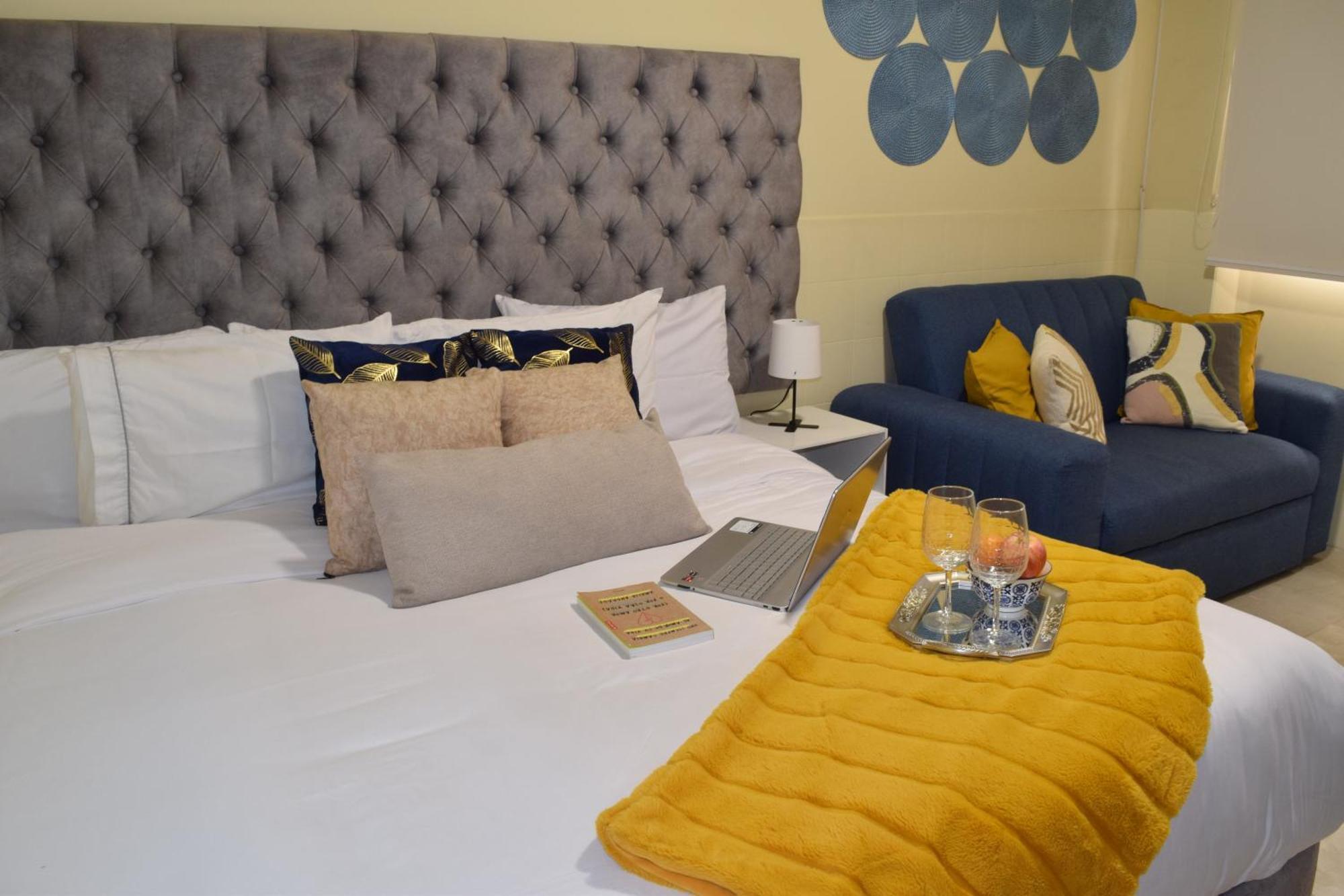 Apartamento Aptostudio Pequeno Y Exterior 2 Hab En Santa Lucia *